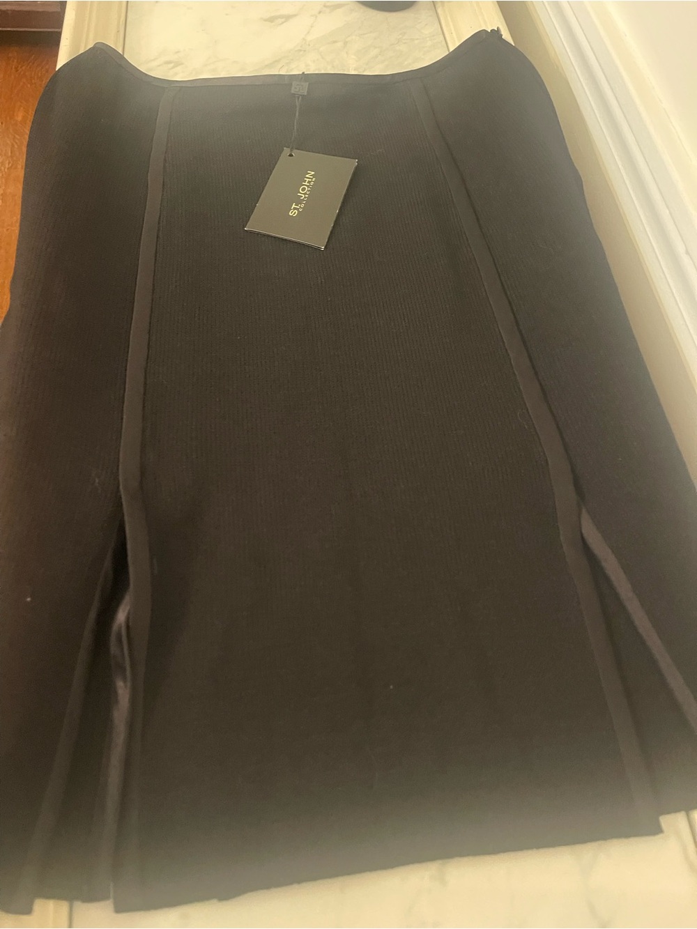 St. John Black Ribbed Crewneck Men’s Sweater